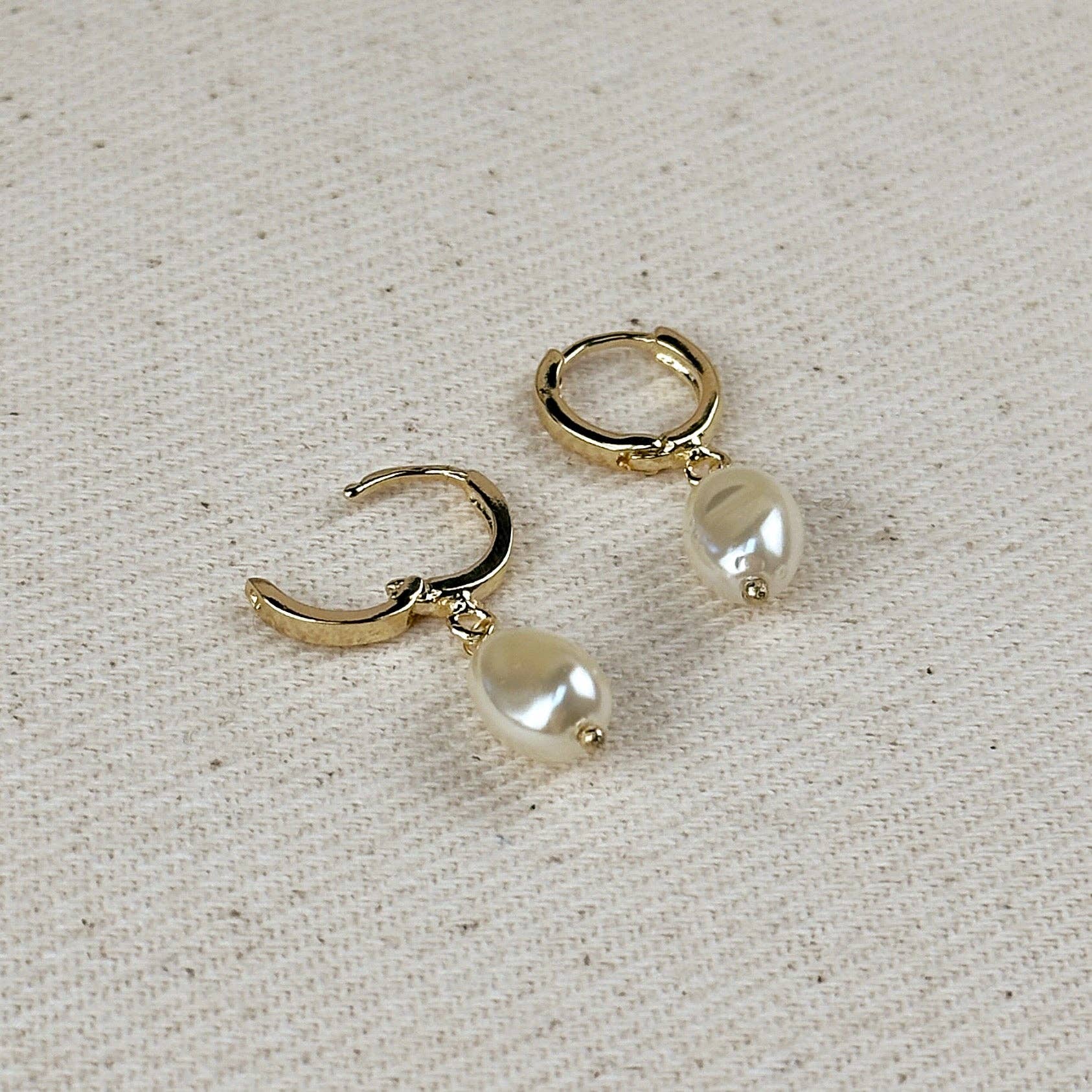 Drop pearl hoop earrings - 18k Gold filled